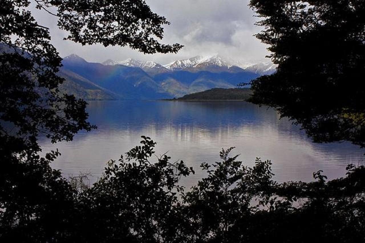 Mountains Edge Cabins Monowai Exterior foto